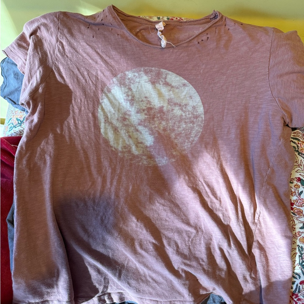 Magnolia Pearl Full Moon Tee - Sold Out